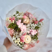 Bouquet bohème rose, bouquet fleurs séchées, fleurs séchées roses, chaton et monsieur ours, Biarritz, France