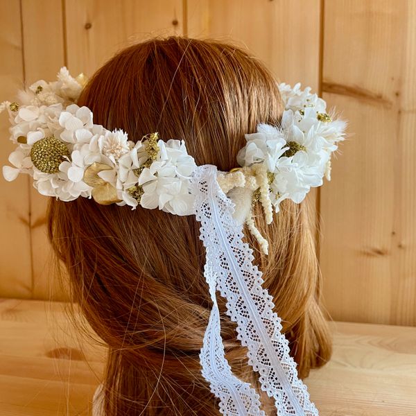 couronne coiffure mariage - couronne pour cheveux mariage - couronne de cheveux mariage boheme - couronne fleurs mariage cheveux courts - couronne de fleurs cheveux coiffure mariage - accessoire mariage - accessoire mariage femme - accessoire mariage cheveux - mariage boheme - mariage boheme chic - mariage bohème champêtre