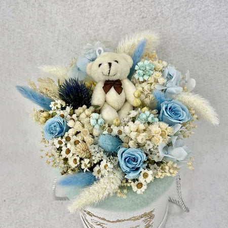 Une FLOWER BOX en cadeau de naissance, ou cadeau d'anniversaire, une idée originale et durable, un charmant cadeau pour la famille.